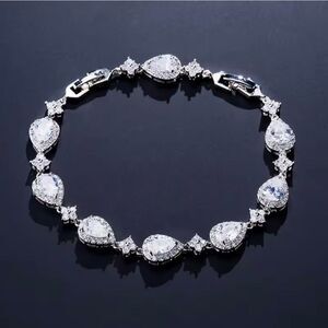 Silver Diamond Teardrop Bracelet